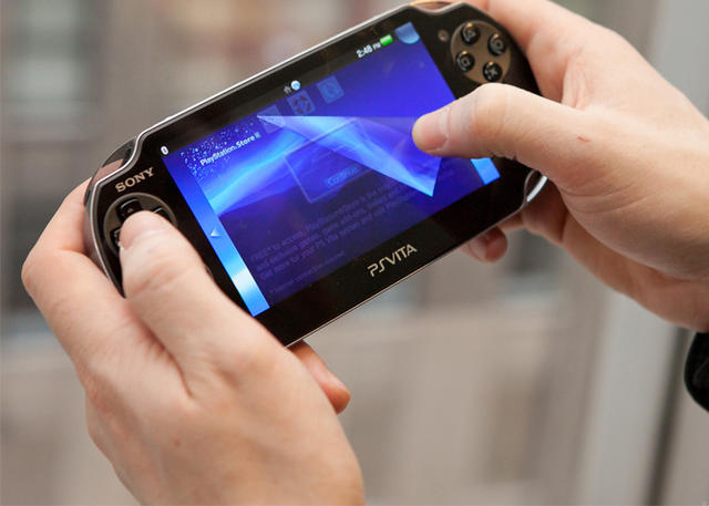 Beberapa waktu lalu, Sony sempat membuat keputusan bahwa mereka akan menutup PlayStation Store PS3 dan PS Vita. Namun ternyata keputusan tersebut ditarik kembali. Tahun ini PlayStation Store PS3 dan PS Vita akan tetap beroperasi. Jim Ryan, Presiden dan CEO Sony Interactive Entertainment mengabarkan berita ini melalui postingan blog. Ia mengatakan bahwa keputusan penutupan toko PS3 dan Vita adalah langkah yang salah. “Jadi hari ini saya dengan senang hati mengatakan bahwa kami akan tetap mengoperasikan PlayStation Store untuk perangkat PS3 dan PS Vita.” ungkap jim yang dikutip dari techbiz.id. Ryan juga mengungkapkan jika mulanya Sonu melakukan keputusan tersebut lantaran beberapa alasan, termasuk alasan supaya bisa fokus pada platform PlayStation 4 dan PS5 dimana hampir sebagian besar penggunanya bermain game. Akan tetapi keputusan tersebut ditarik kembali karena besarnya animo dari masyarakat. “Kami melihat sekarang bahwa banyak dari Anda yang sangat bersemangat untuk dapat terus membeli game klasik di PS3 dan PS Vita di masa mendatang, jadi saya senang kami dapat menemukan solusi untuk melanjutkan operasi,” papar Ryan. Ternyata keputusan untuk menutup PlayStation Store di PS3 dan Vita mendapatkan reaksi keras dari para penggemar. Para penggemar Sony mengadu jika mereka tidak mungkin bisa memainkan banyak game PS3 atau Vita di PS4 dan PS5 kecuali mereka ada di PlayStation Now atau sudah dirilis ulang di PS4. Wah, ini tentunya jadi kabar bahagia dong untuk para gamer bukan? Nah, untuk kamu yang ingin tahu bagaimana proses pembuatan dan pengembangan game, sekarang kamu bisa ambil program ekstensi D3 ke S1 program studi/jurusan Teknik Informatika di IDS Digital College. Kampus IT terbaik di Jakarta ini menyediakan program ekstensi D3 ke S1 Mobile Apps & Games Development yang cocok banget buat kamu. Yuk, apply sekarang!
