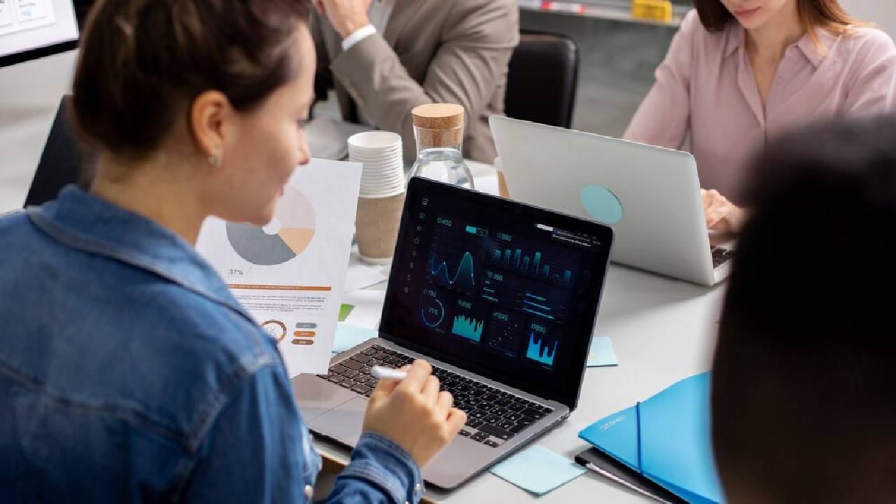 Big data dan analytics sangat penting untuk startup Big data dan analytics sangat penting untuk startup