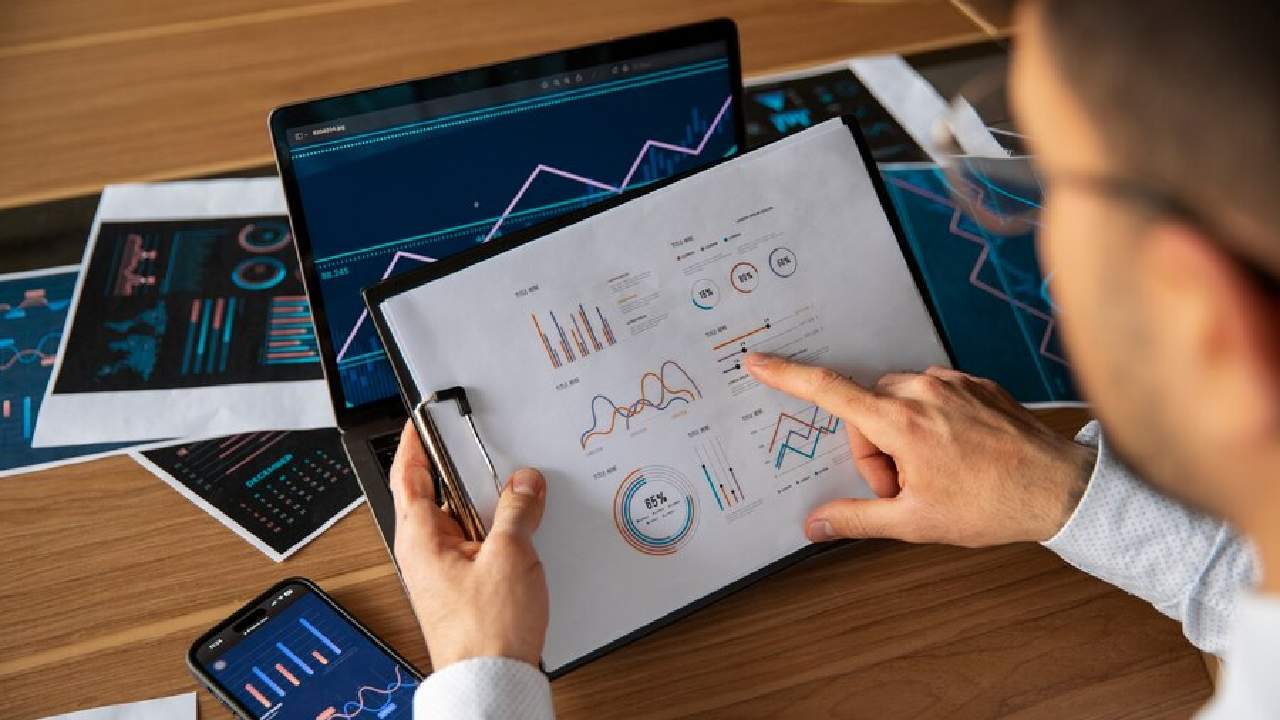 Manfaat sistem informasi keuangan untuk perusahaan Manfaat sistem informasi keuangan untuk perusahaan